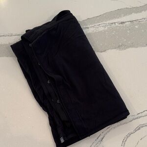 Lululemon Black and Gray Vinyasa Scarf